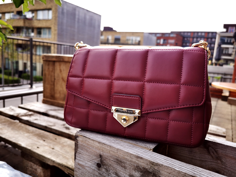 Michael kors discount tas bordeaux rood